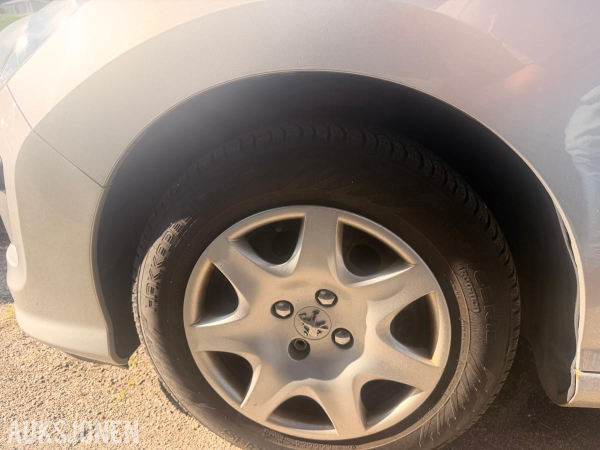 2008 Peugeot 308 1.6 Diesel, S+V dekk, Reparasjonobjekt
