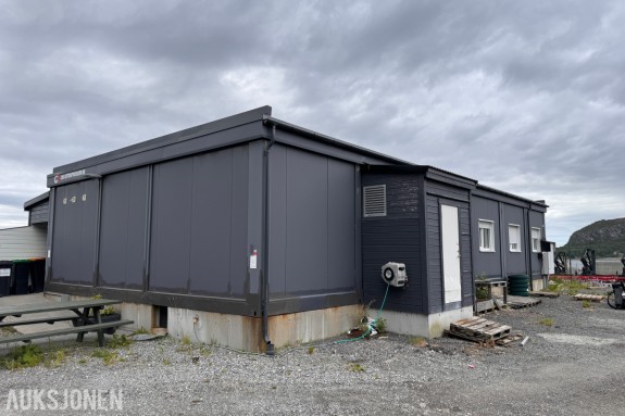 2013 Ryterna Modul isolert kontorbygg med spiserom - 5 kontor - Garderobe - WC - Dusj mm Container consept - Møblert - 9x18 meter