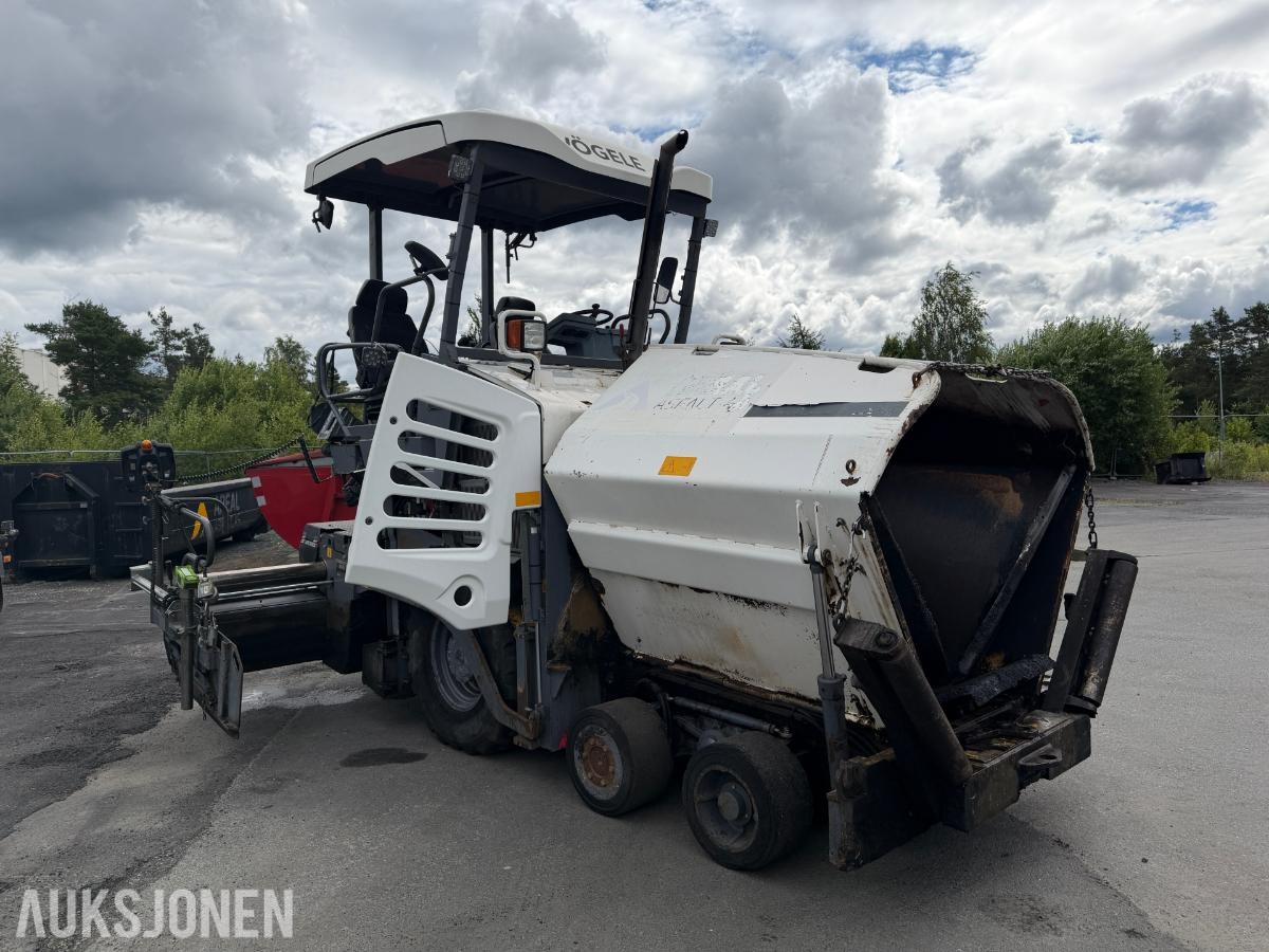 2017 VÖGELE SUPER 1303-3i ASFALTUTLEGGER