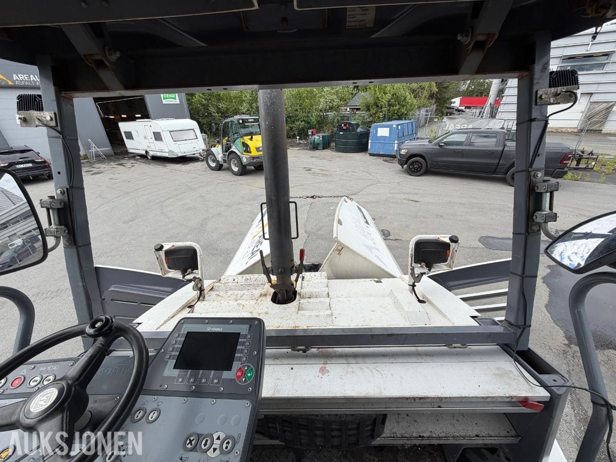 2017 VÖGELE SUPER 1303-3i ASFALTUTLEGGER