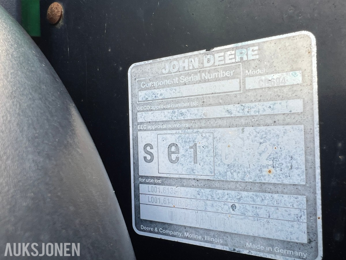 2013 John Deere 6150R - frontlaster, to hjulsett