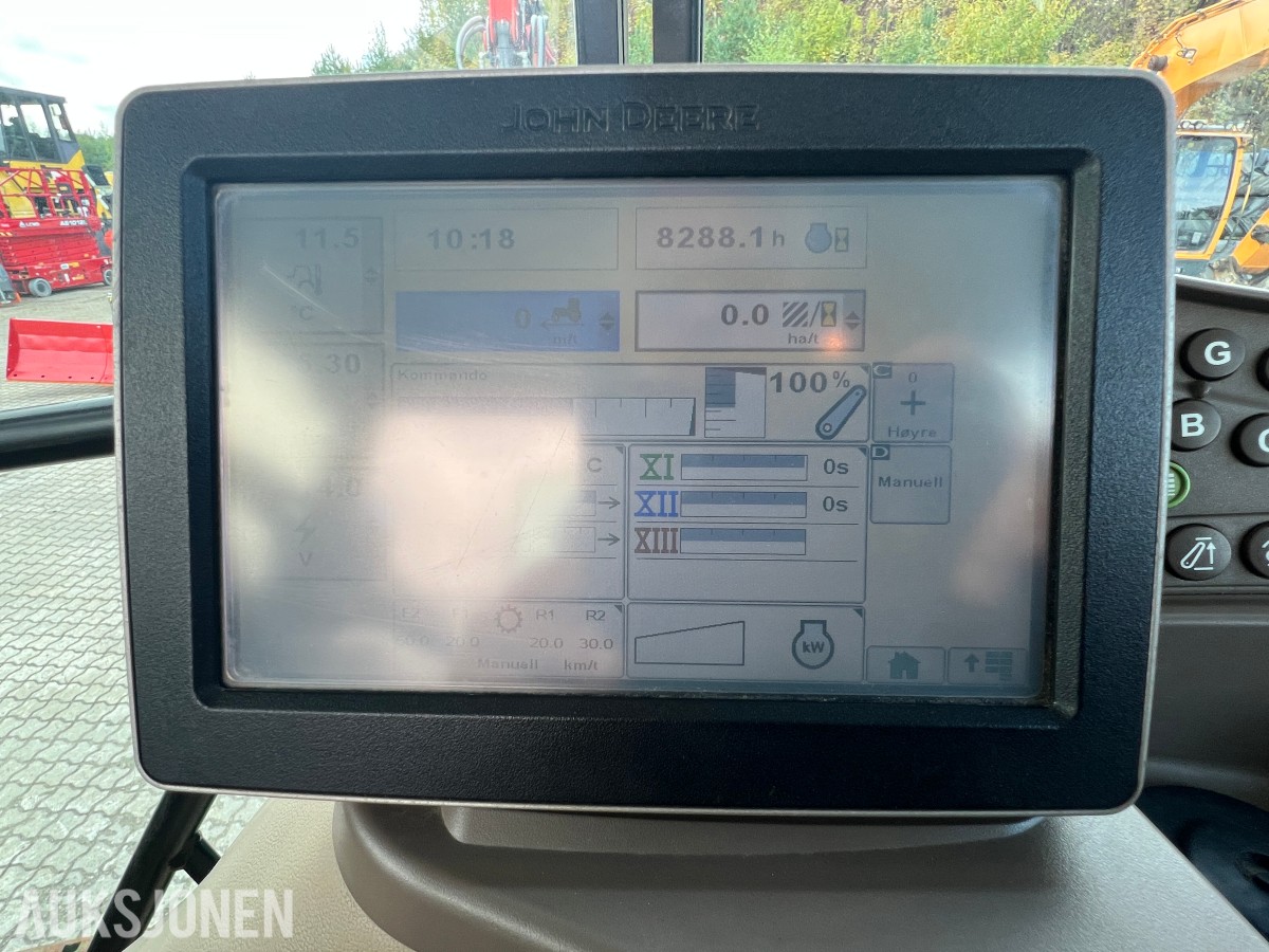 2013 John Deere 6150R - frontlaster, to hjulsett
