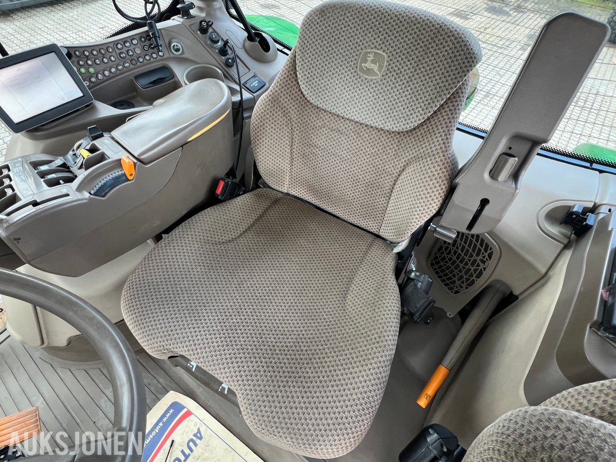 2013 John Deere 6150R - frontlaster, to hjulsett