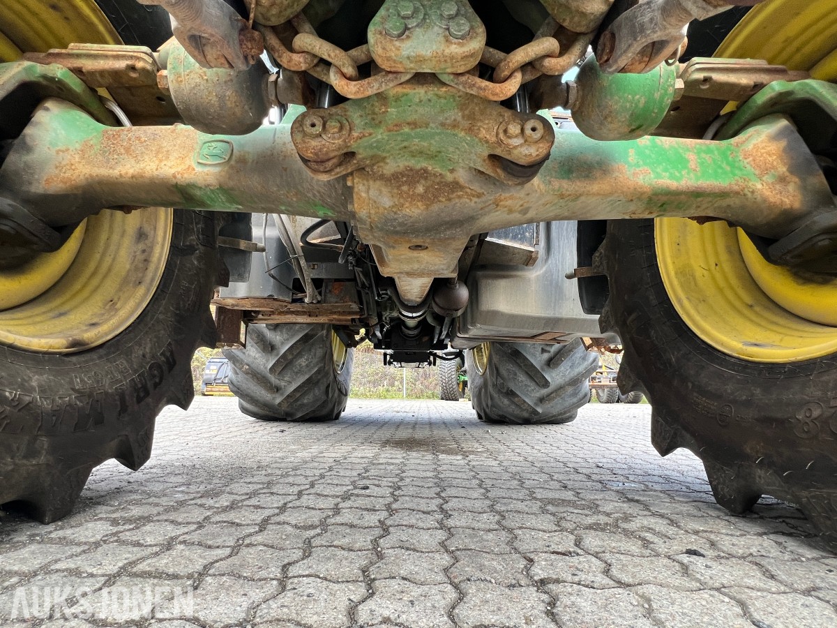 2013 John Deere 6150R - frontlaster, to hjulsett