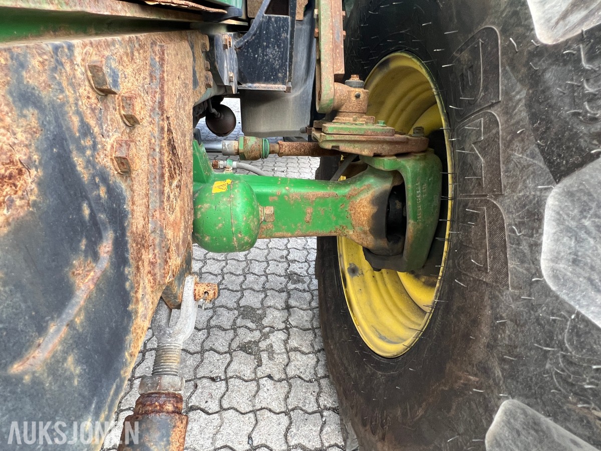 2013 John Deere 6150R - frontlaster, to hjulsett