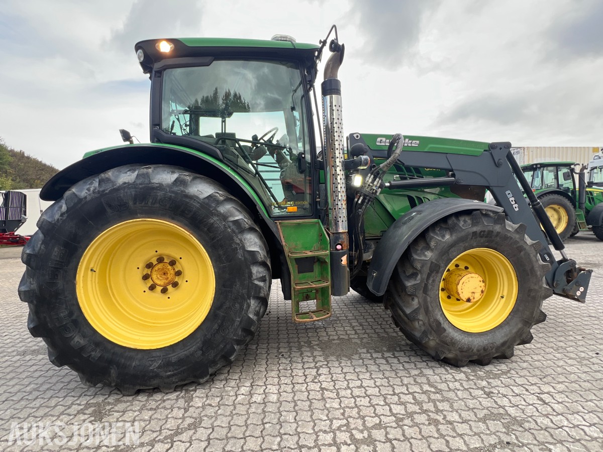 2013 John Deere 6150R - frontlaster, to hjulsett
