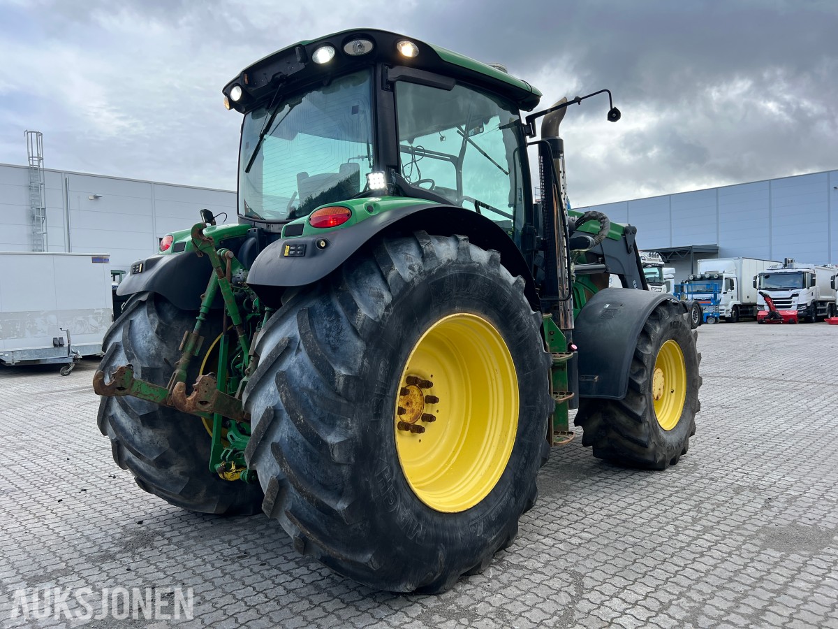 2013 John Deere 6150R - frontlaster, to hjulsett