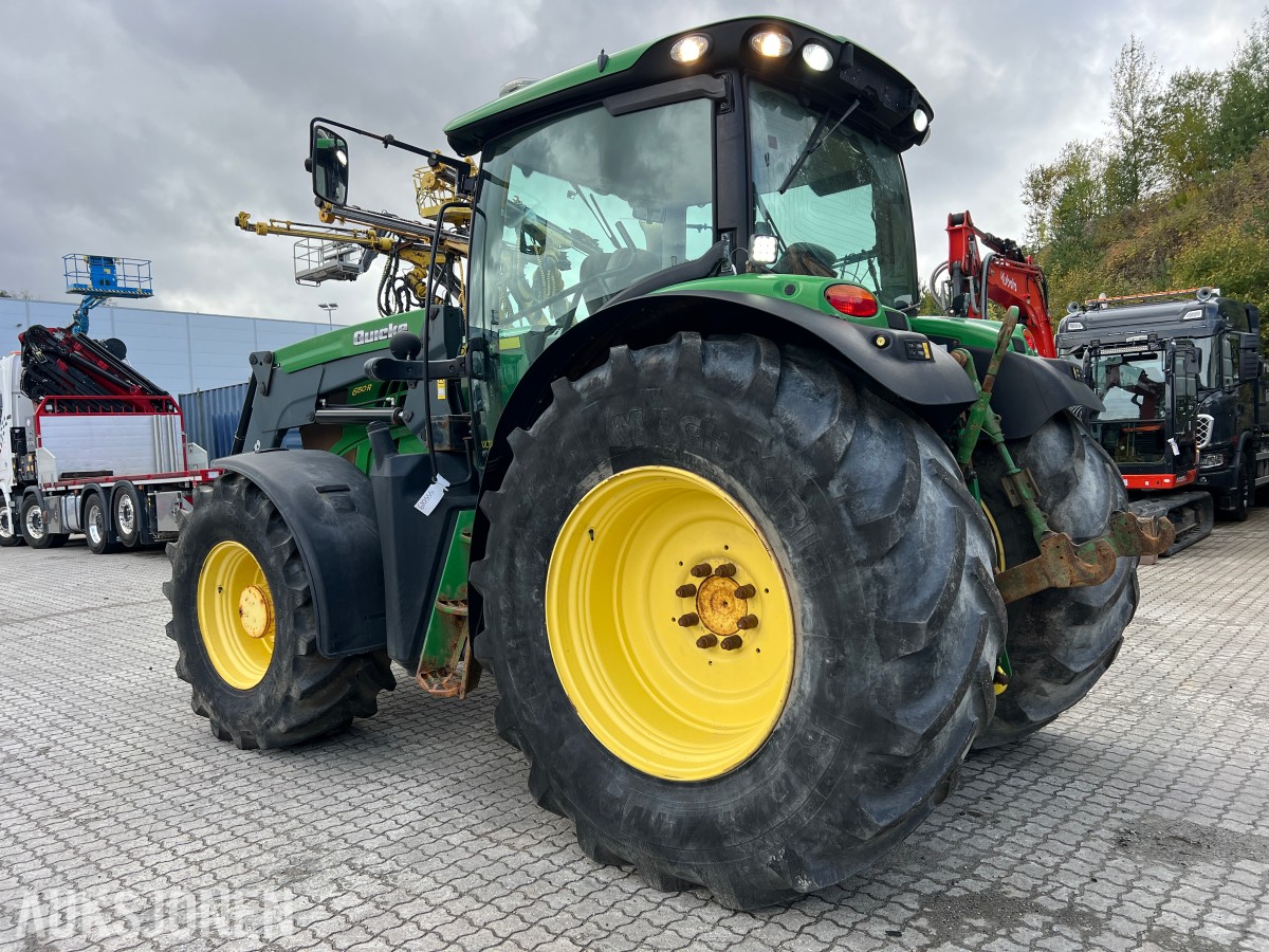 2013 John Deere 6150R - frontlaster, to hjulsett