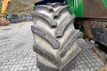 2013 John Deere 6150R - frontlaster, to hjulsett
