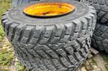 2013 John Deere 6150R - frontlaster, to hjulsett