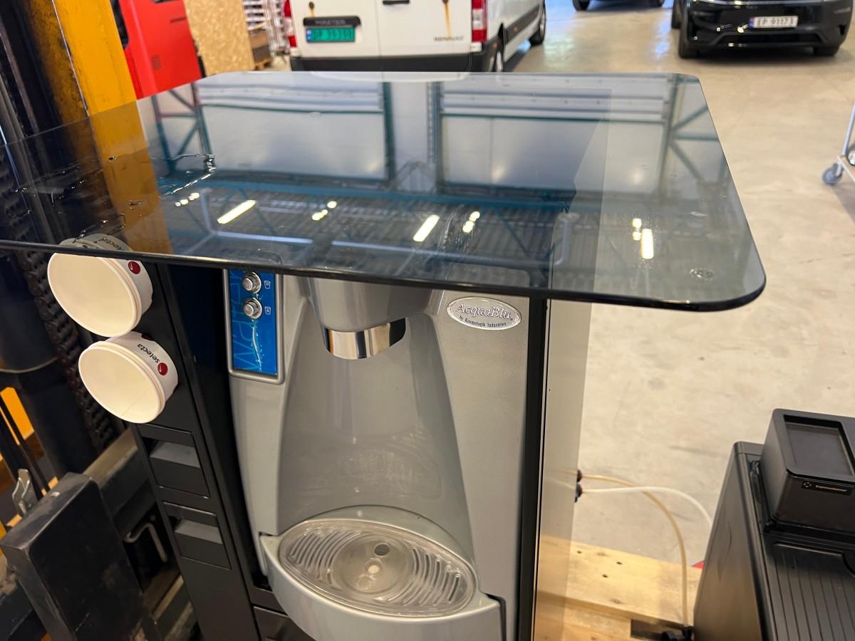 2023 Franke A300 W4 automatisk kaffemaskin med vanndispenser og kombiskap