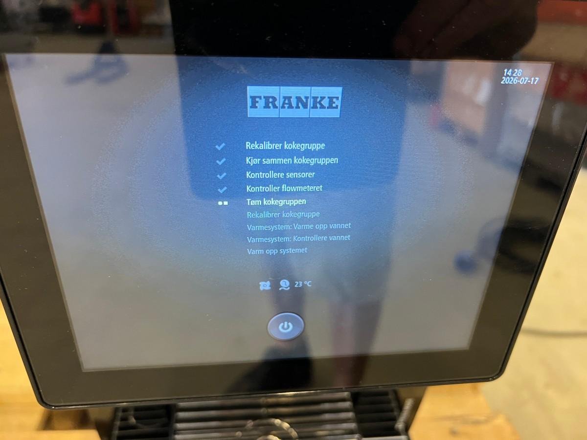 2023 Franke A300 W4 automatisk kaffemaskin med vanndispenser og kombiskap