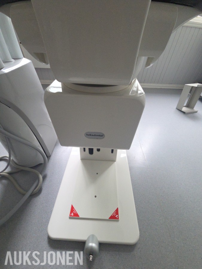 KaVo 1058 tannlegeunit med Heka Dental behandlingsstol og operasjonslampe