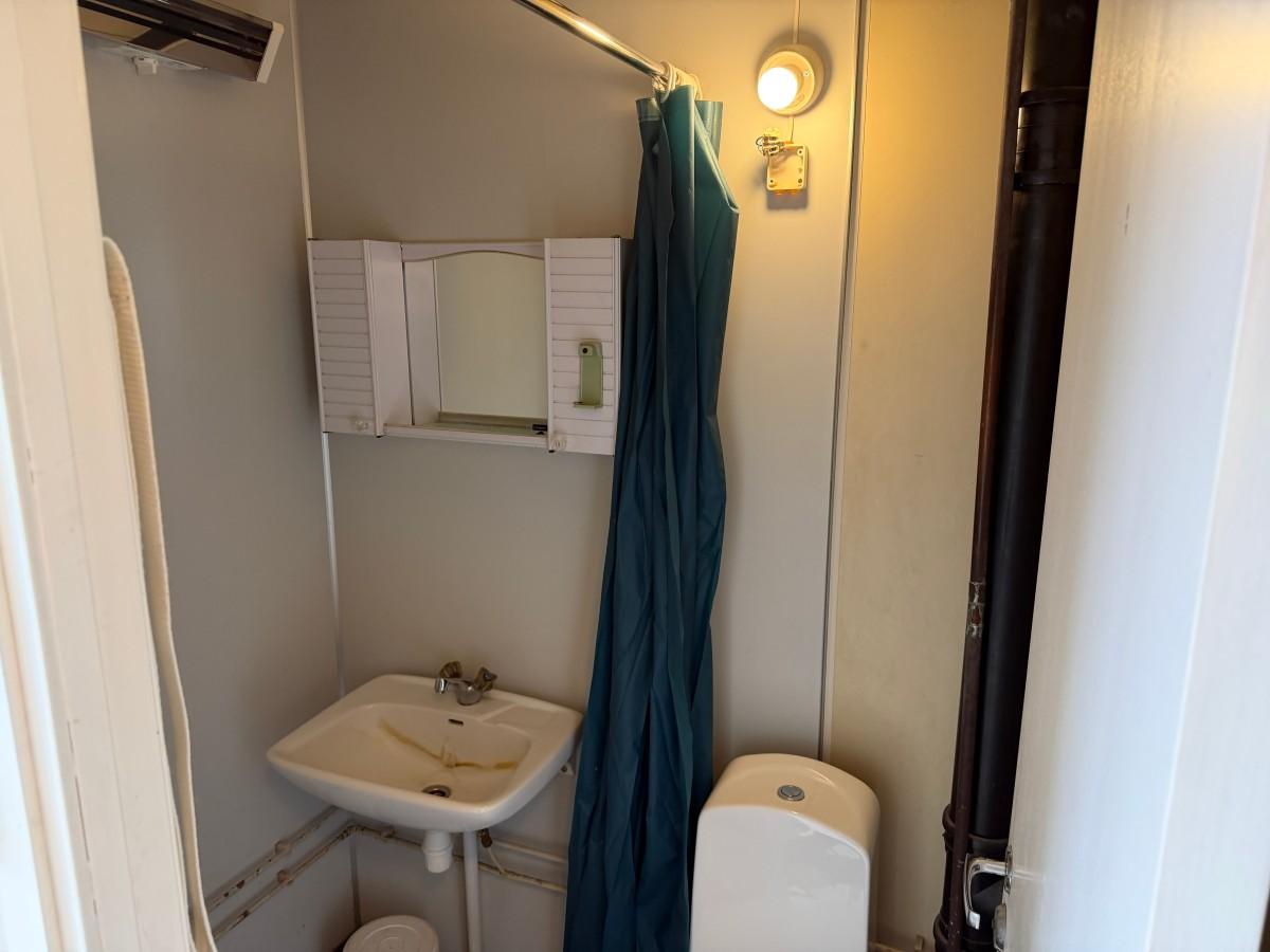 1 stykk formannskapsbrakke selges