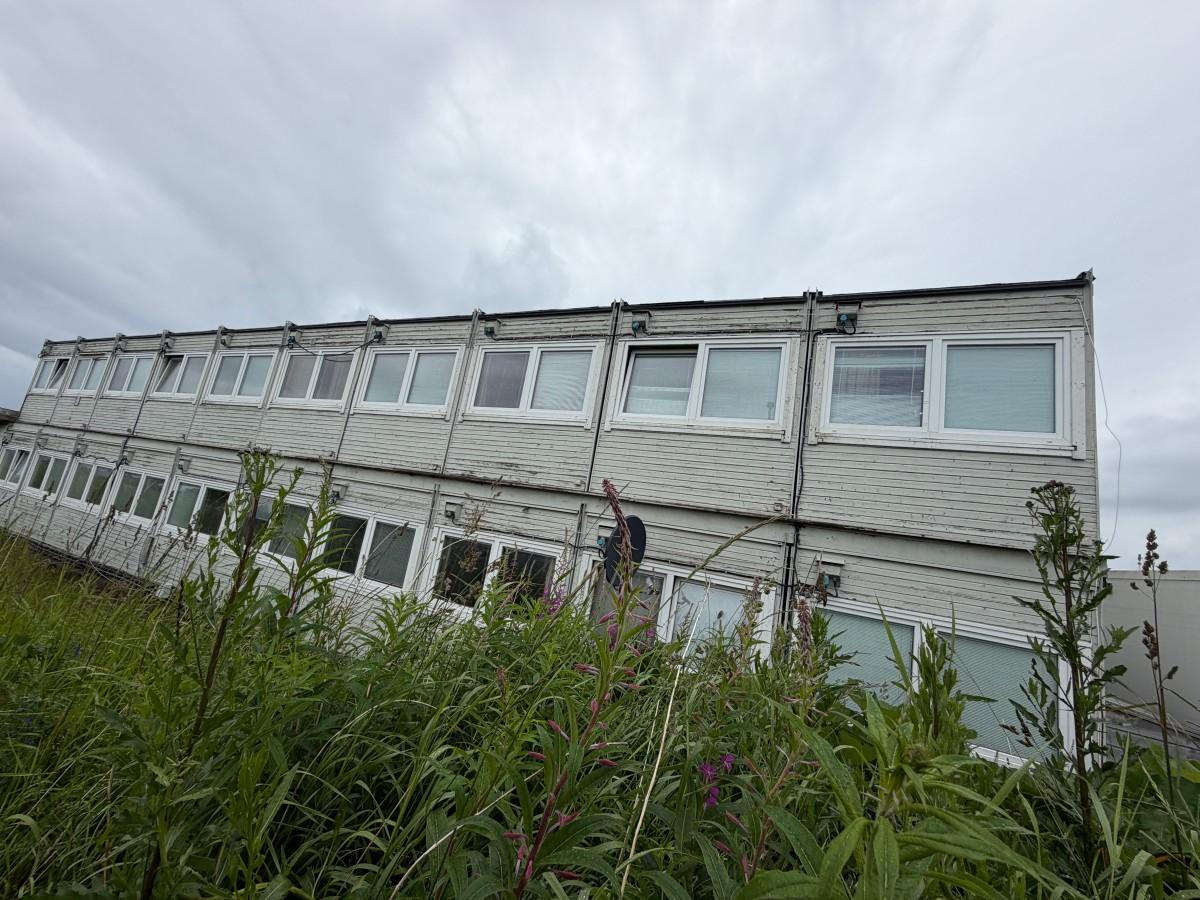 1 stykk formannskapsbrakke selges