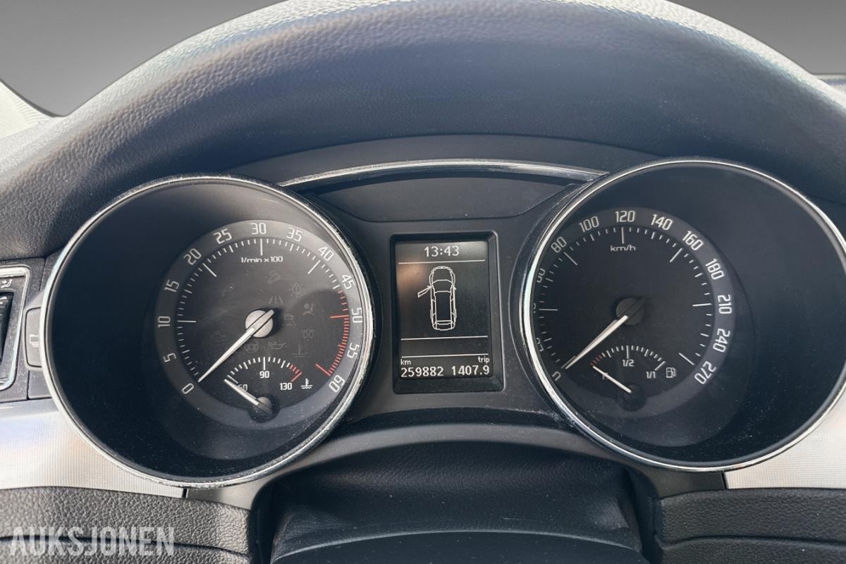 2011 Skoda Superb, 2.0-140 D, 259883 km, Eu godkjent til 24.03.2028