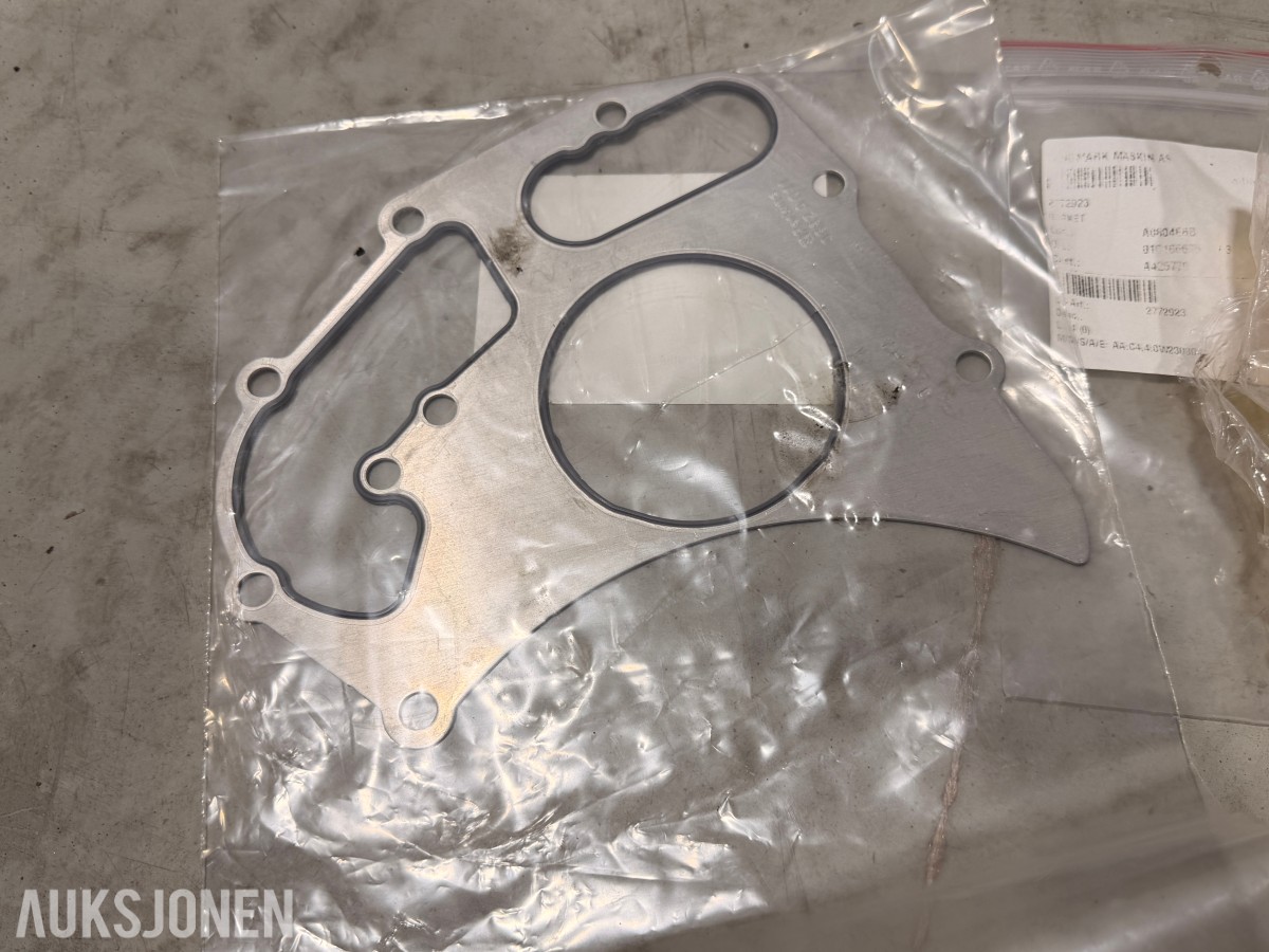Parti med Filtre og Reservedeler til Anleggsmaskiner