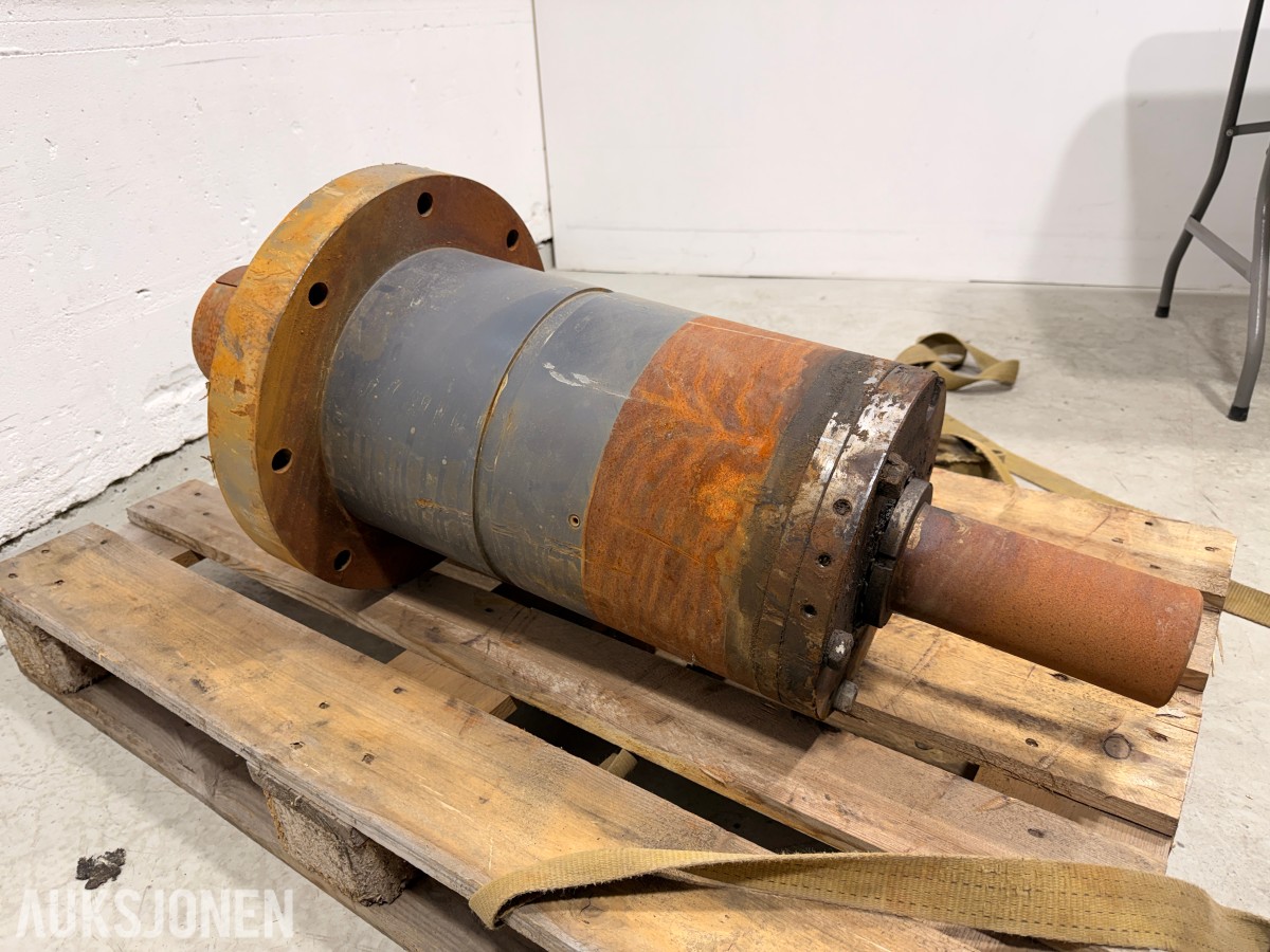 Trommel med flenser - maskinkomponent, 327 kg