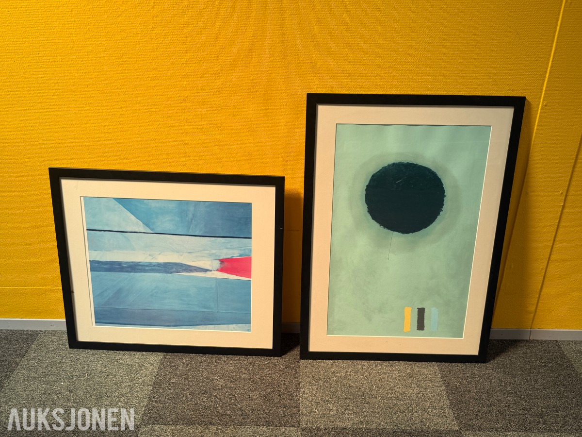 2 innrammede abstrakte kunsttrykk med sort ramme