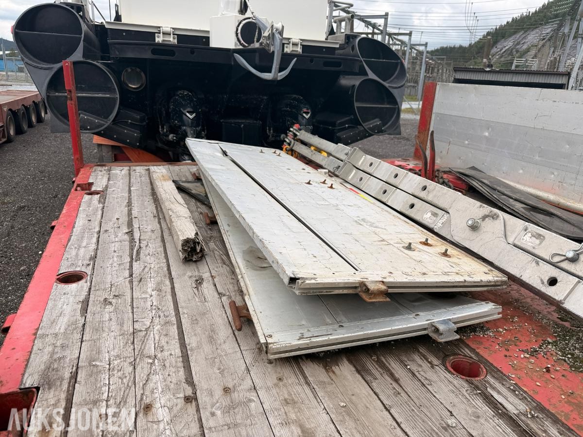 2007 Broshuis 3-akslet maskinsemitrailer / plattformtralle – 50 tonn totalvekt