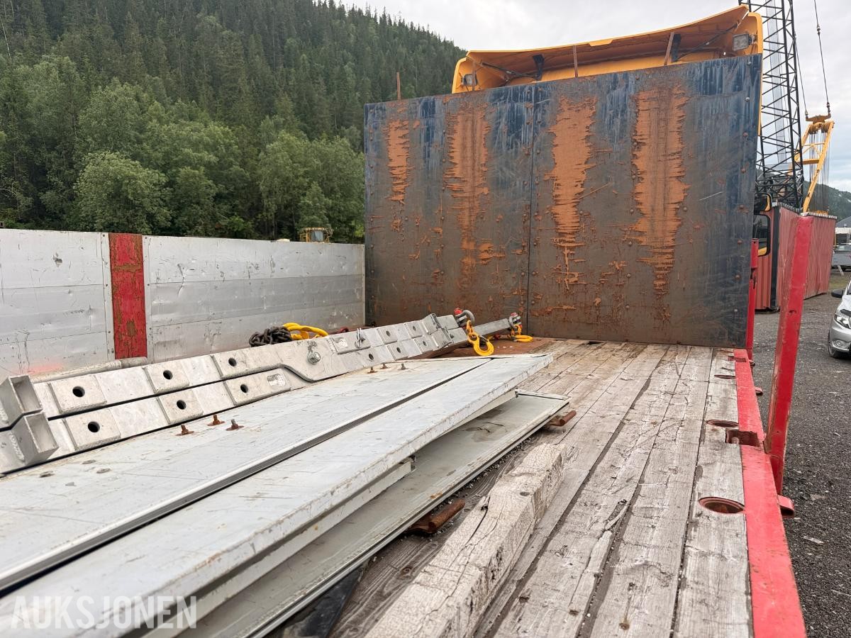 2007 Broshuis 3-akslet maskinsemitrailer / plattformtralle – 50 tonn totalvekt