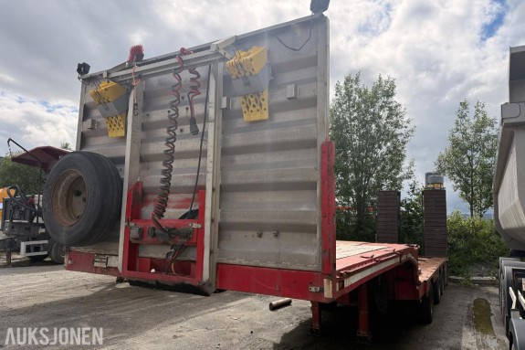 2001 Vang 4-akslet maskinsemitrailer m/ hydraulisk utrekk og 3 meter bred