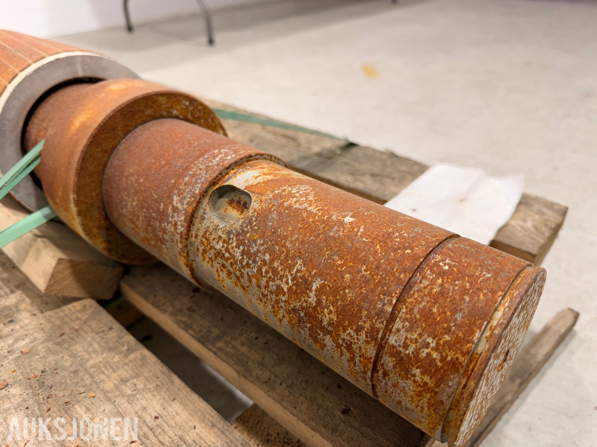Stor aksel / maskindel - ca 90 kg