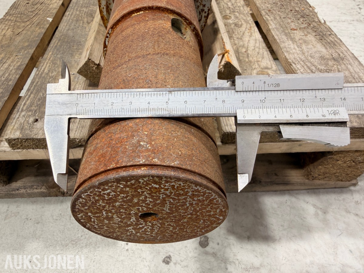 Stor aksel / maskindel - ca 90 kg