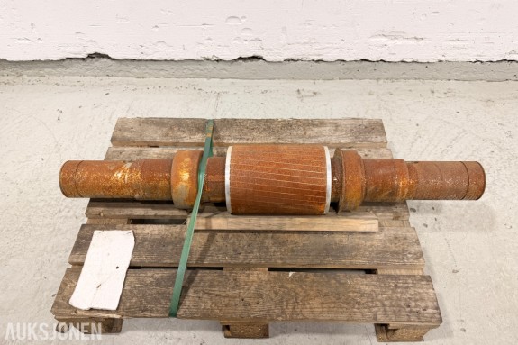 Stor aksel / maskindel - ca 90 kg