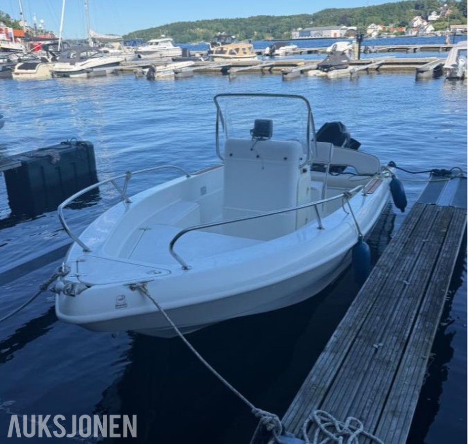 2009 Capelli 500 open med Evinrude E-TEC 75 hk