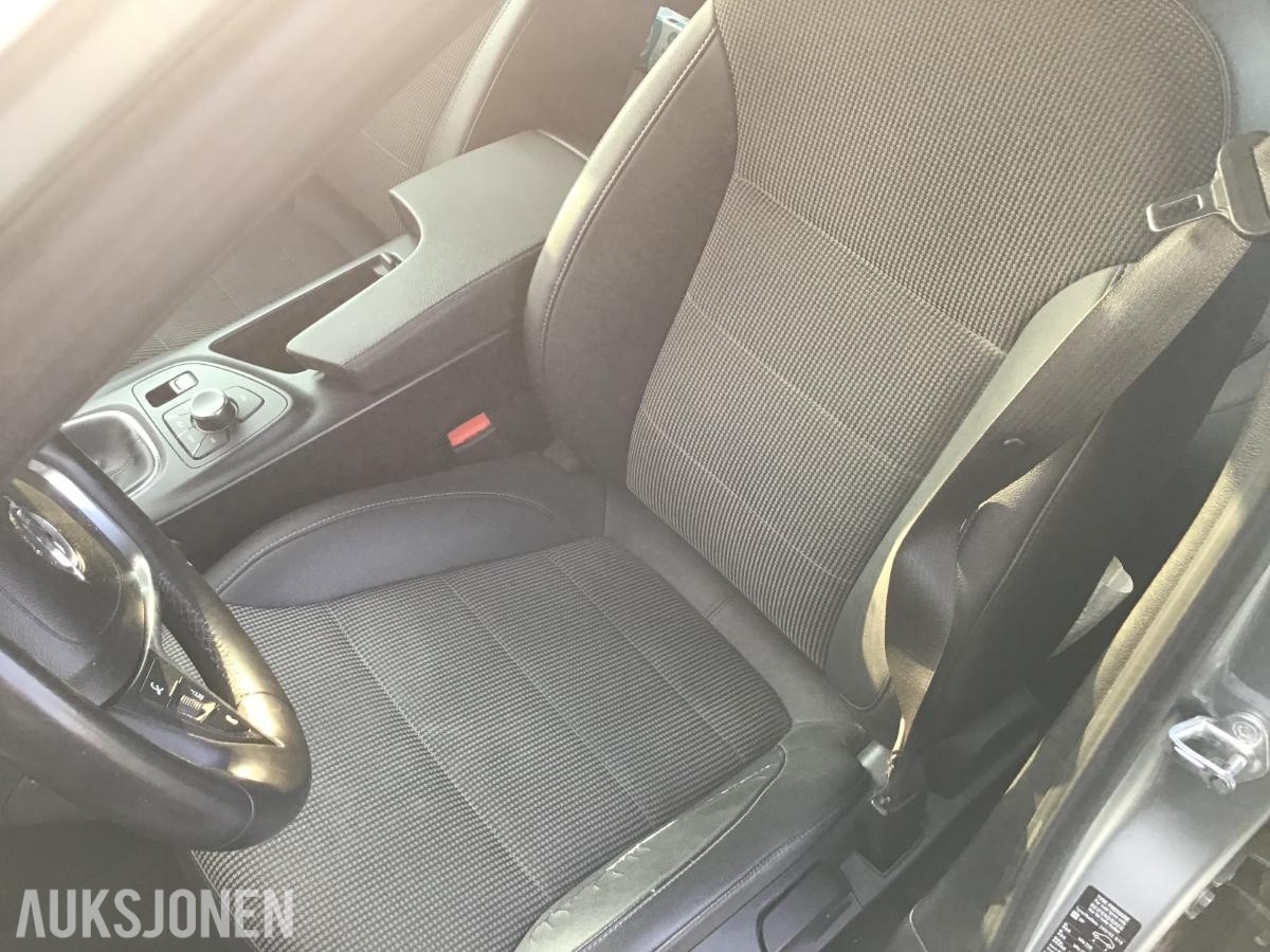 2010 Opel Insignia 2.0 Diesel 131hk EU ok til 05.2028