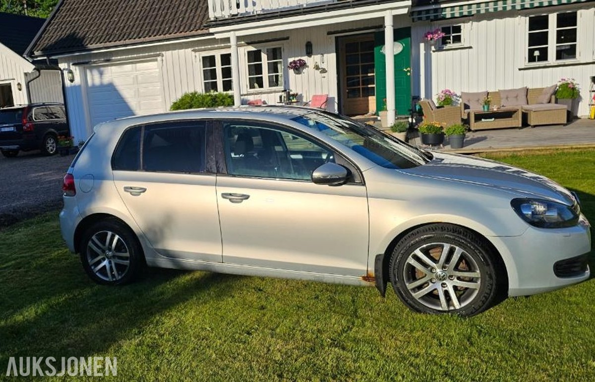 2010 Volkswagen Golf 1.6 Diesel 90hk eu ok til 11.2027