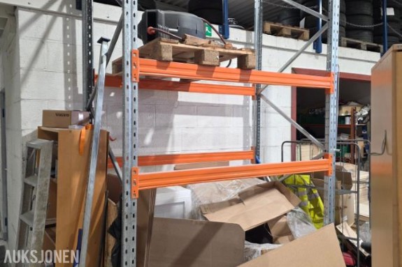 Pallereol plass til 6 pall