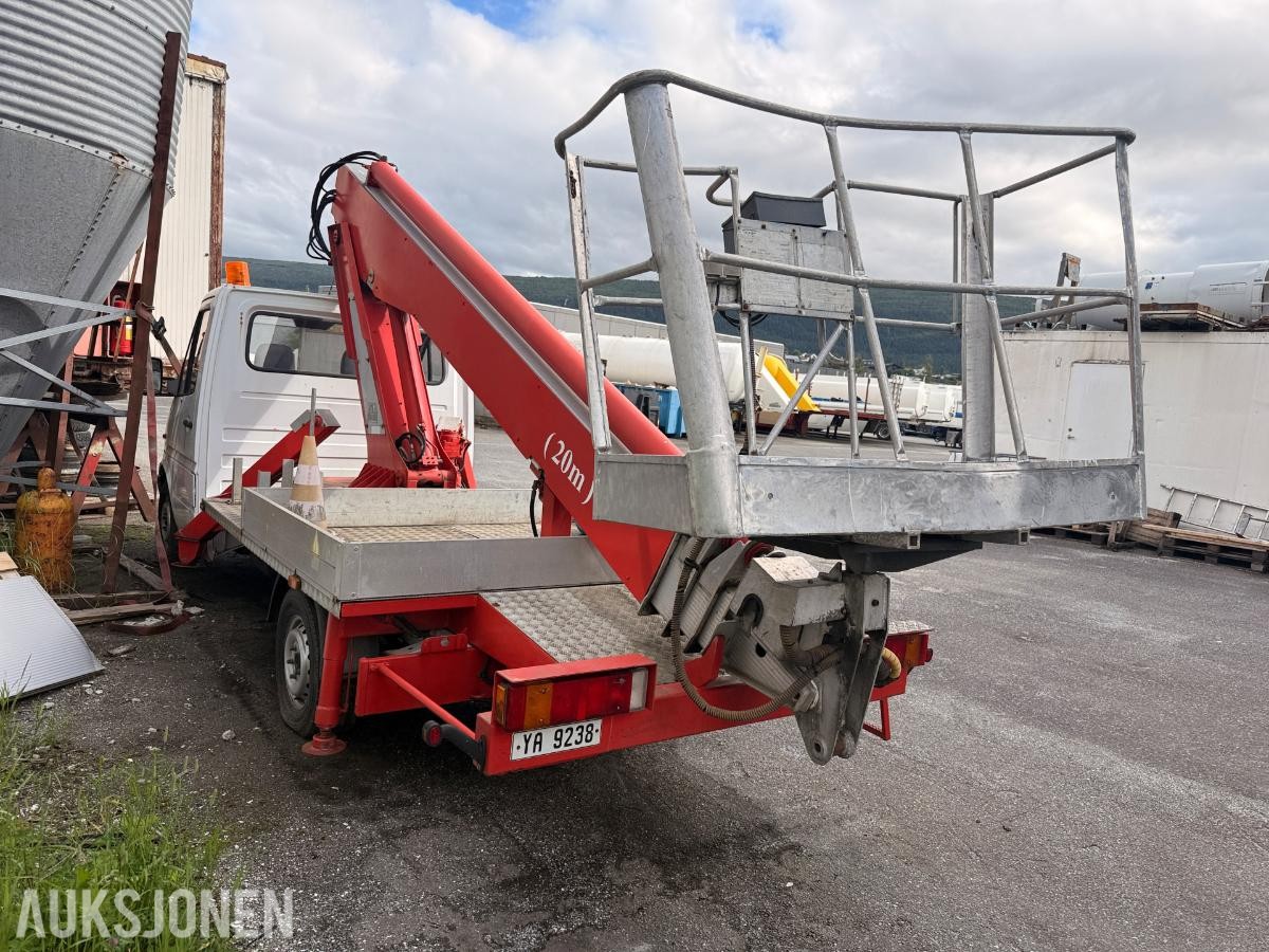 Mercedes-Benz 308D liftbil m/ Multitel EC20 arbeidsplattform – Rep Objekt 