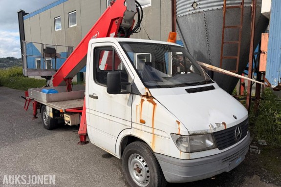 Mercedes-Benz 308D liftbil m/ Multitel EC20 arbeidsplattform – Rep Objekt
