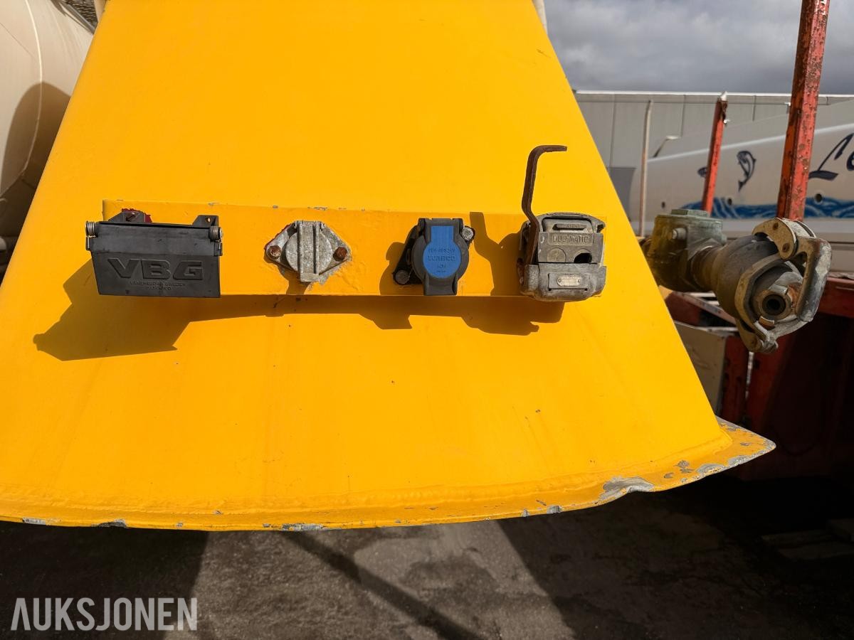1997 Interconsult silotrailer/semitrailer med tank – 40 m³ 