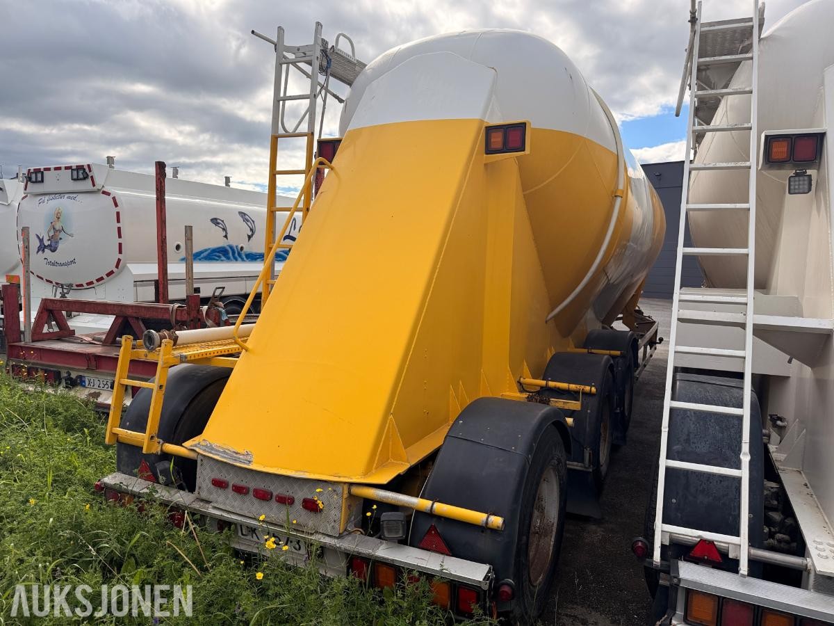1997 Interconsult silotrailer/semitrailer med tank – 40 m³ 