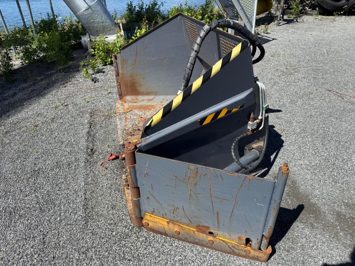 2005 Wille Hydraulisk skuffe med vinger