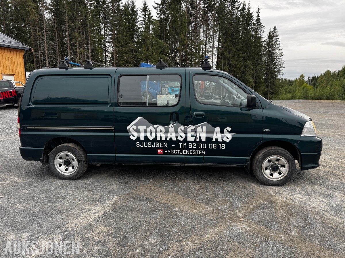 2008 Toyota HIACE 2.5-117 D 4WD