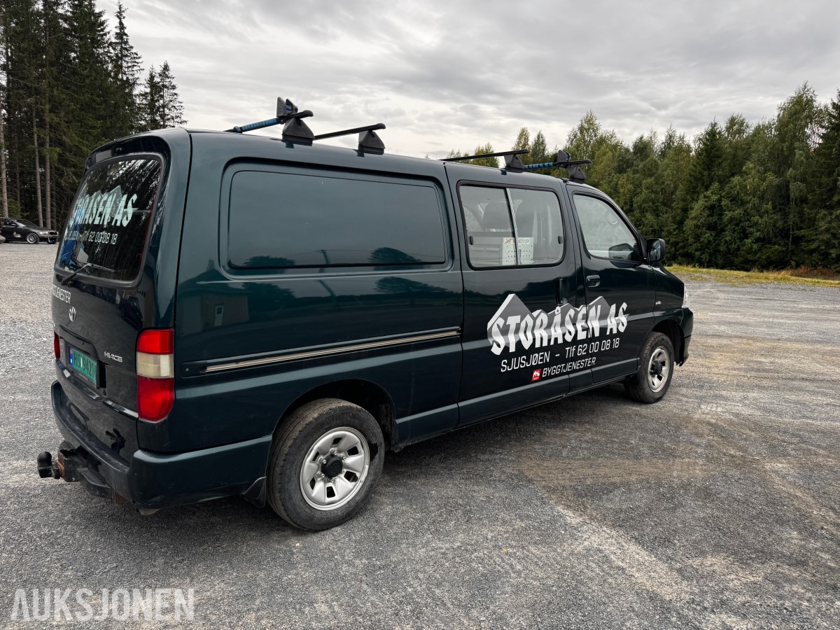 2008 Toyota HIACE 2.5-117 D 4WD