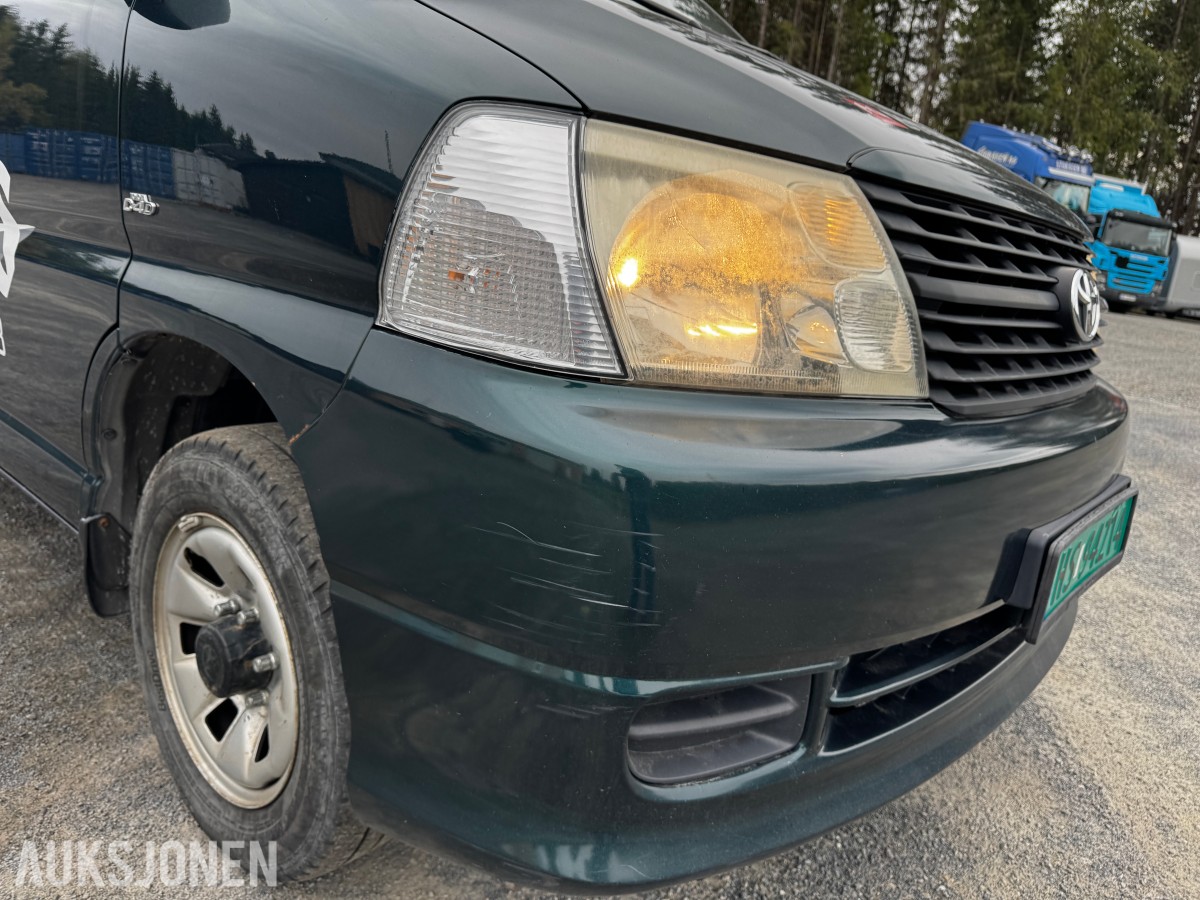 2008 Toyota HIACE 2.5-117 D 4WD