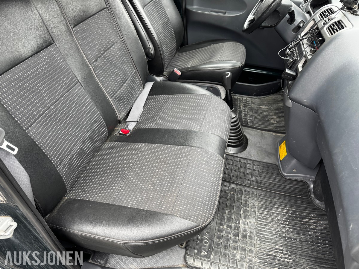 2008 Toyota HIACE 2.5-117 D 4WD