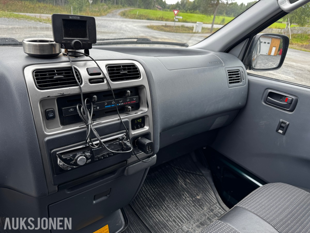 2008 Toyota HIACE 2.5-117 D 4WD
