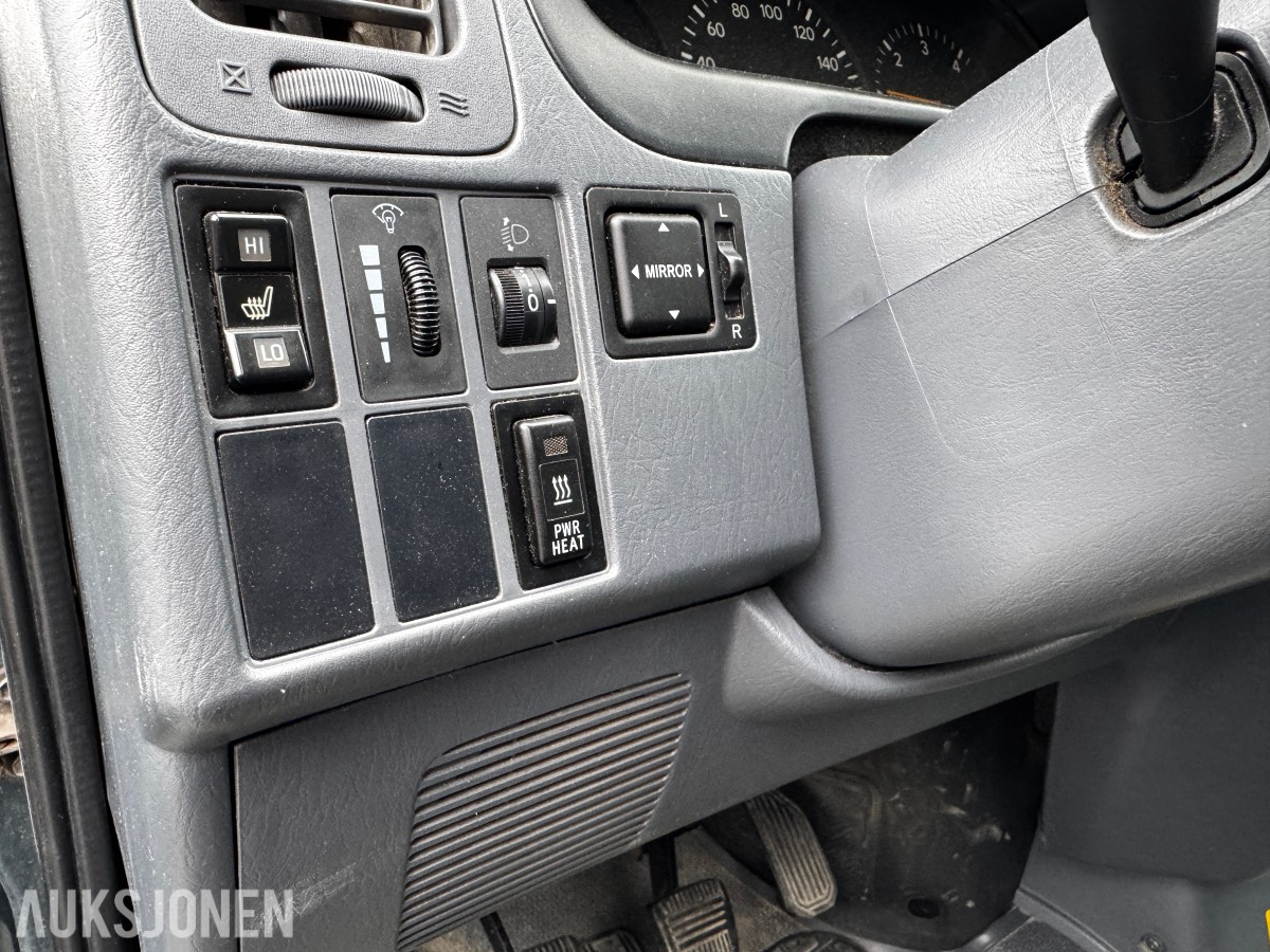 2008 Toyota HIACE 2.5-117 D 4WD