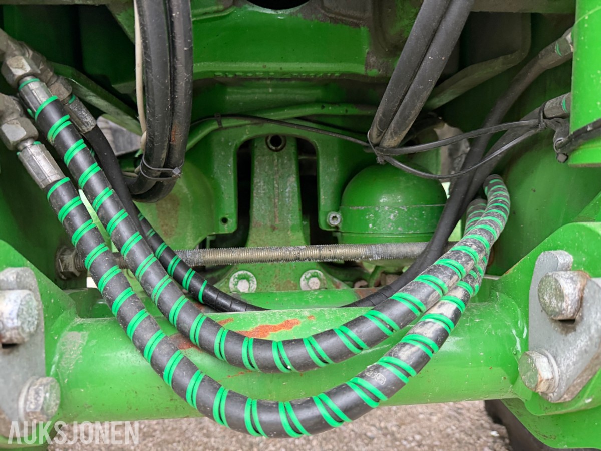 2018 John Deere 6155 R m/frontlaster og fronthydraulikk 50km/t EU-ok