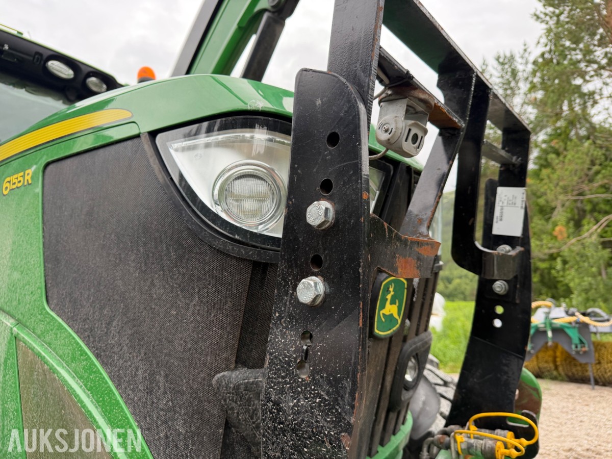 2018 John Deere 6155 R m/frontlaster og fronthydraulikk 50km/t EU-ok
