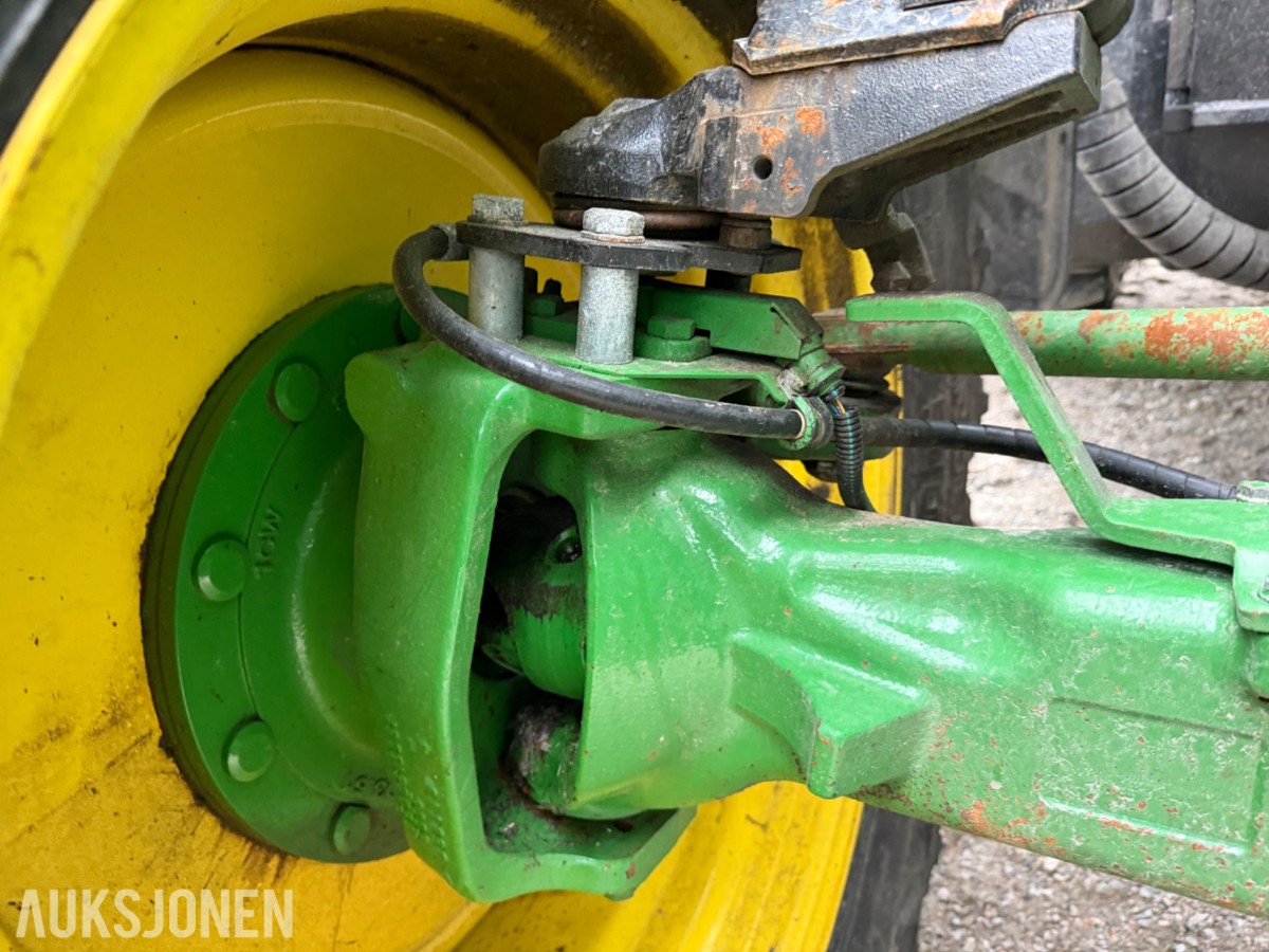 2018 John Deere 6155 R m/frontlaster og fronthydraulikk 50km/t EU-ok