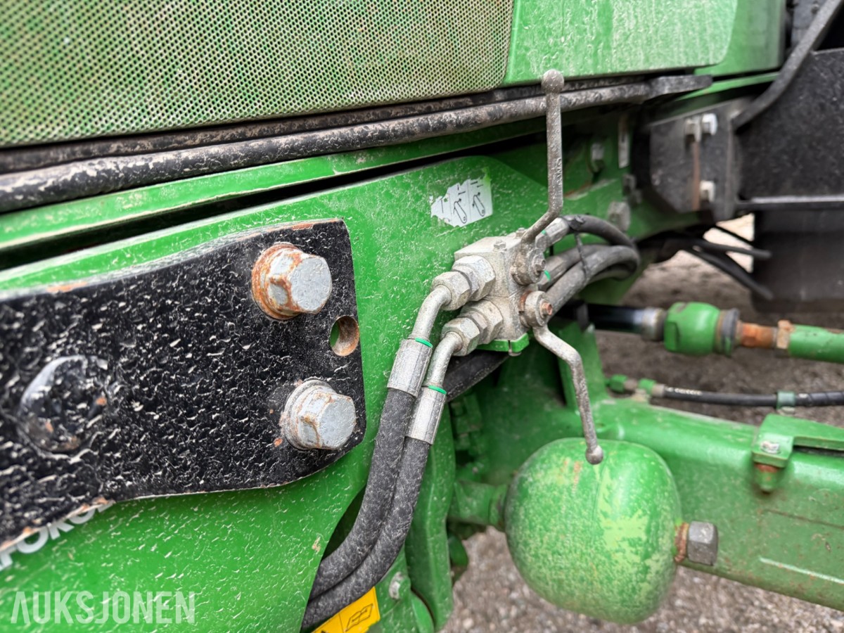 2018 John Deere 6155 R m/frontlaster og fronthydraulikk 50km/t EU-ok