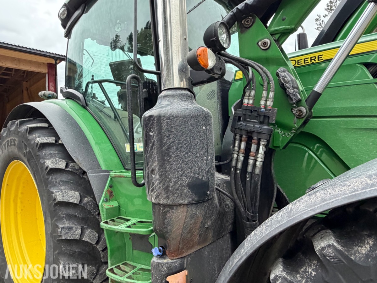 2018 John Deere 6155 R m/frontlaster og fronthydraulikk 50km/t EU-ok