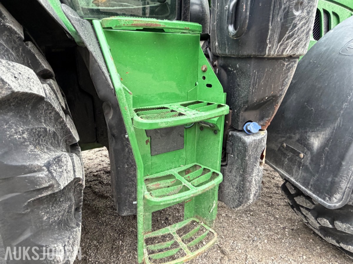 2018 John Deere 6155 R m/frontlaster og fronthydraulikk 50km/t EU-ok